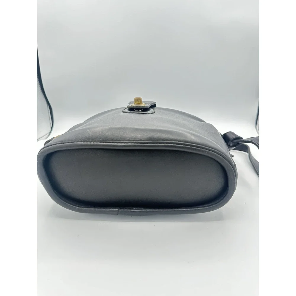 Vintage Coach 9948 